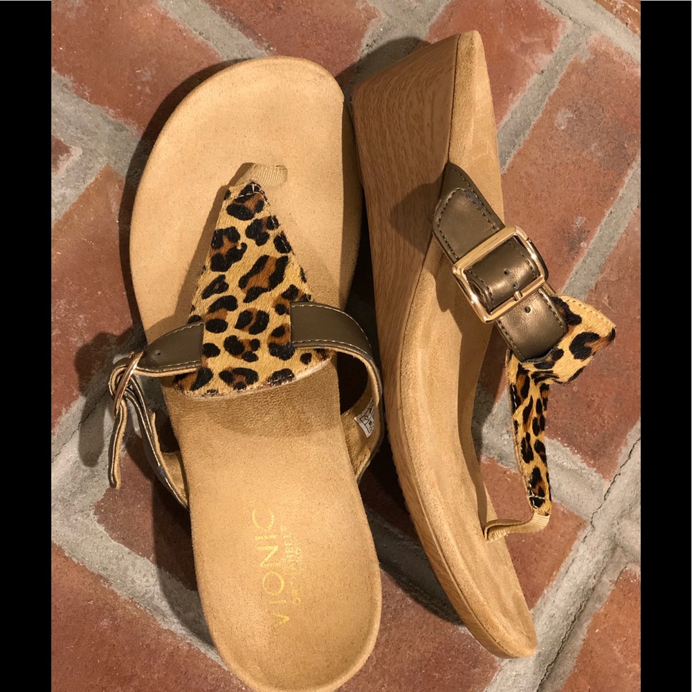 Vionic Alanis Wedge Sandal